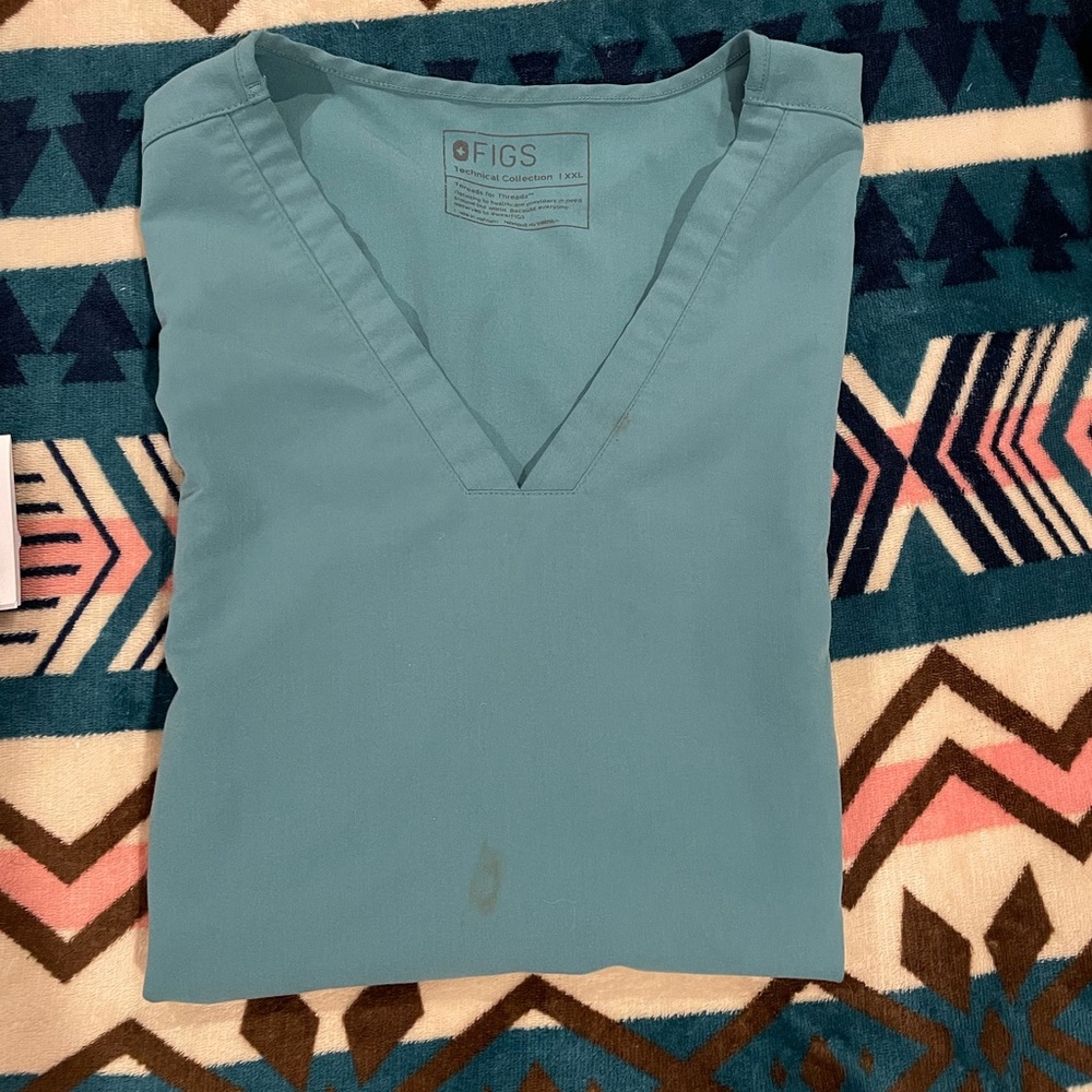 Figs Hydrogreen Casma Scrub Top